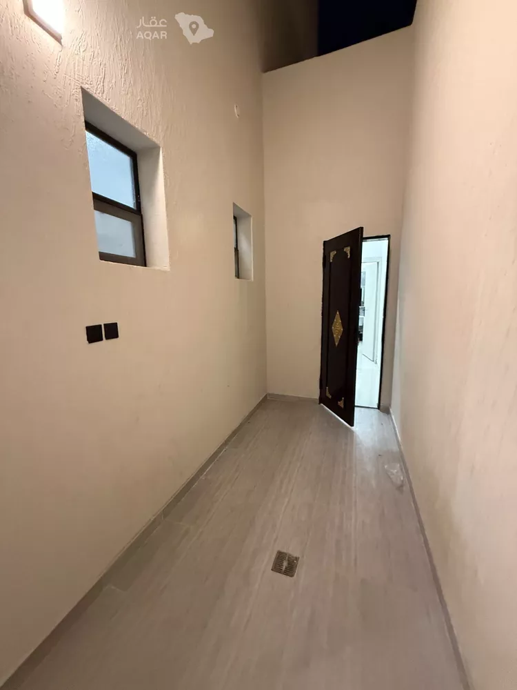 فيلا للبيع في شارع أوس الطائي, حي النهضة, مدينة الرياض, منطقة الرياض 13