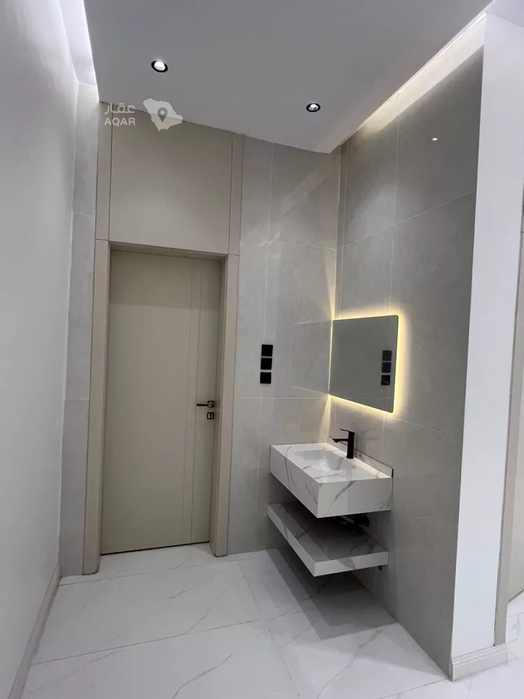 Villa for Sale in Al Jumum Al Ghozaait 21