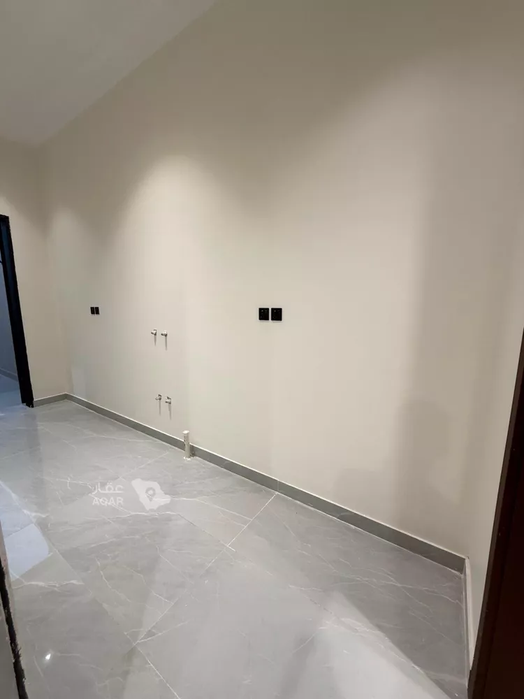 Villa for Sale in Riyadh Al Janadriyah 15