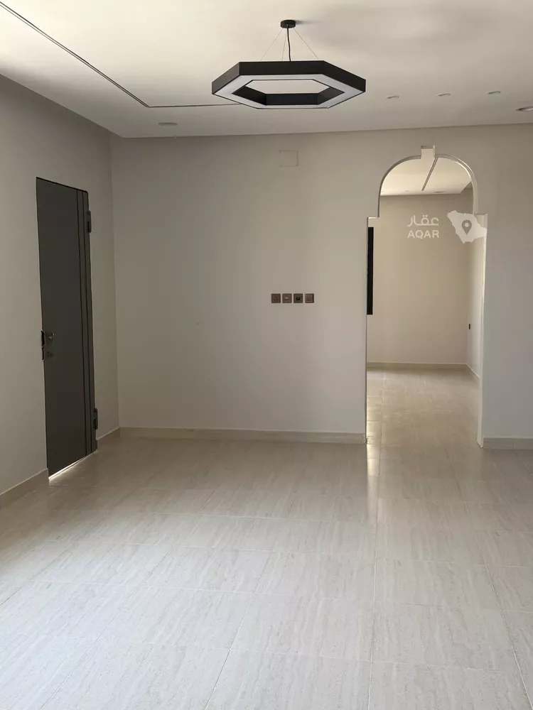 Villa for Sale in Muhayil Al Basrah 3