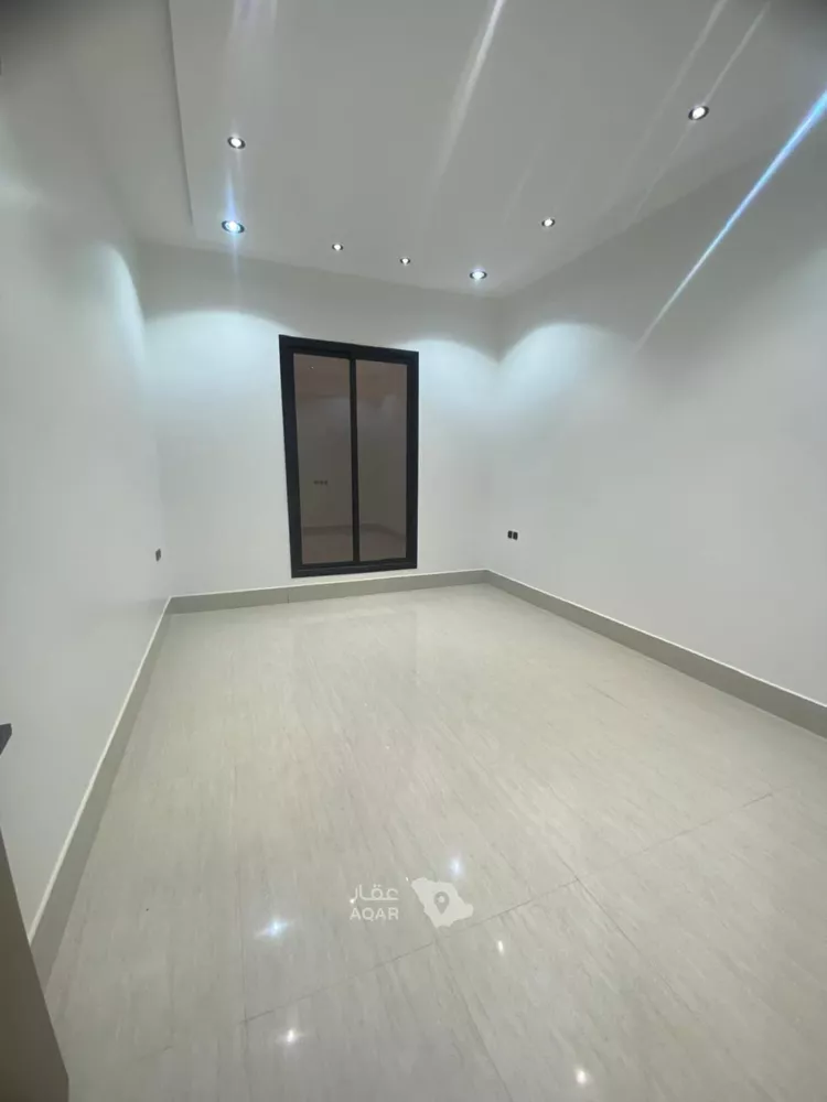 دور للبيع في شارع حاجب بن بريدة, حي المعيزيلة, مدينة الرياض, منطقة الرياض 8