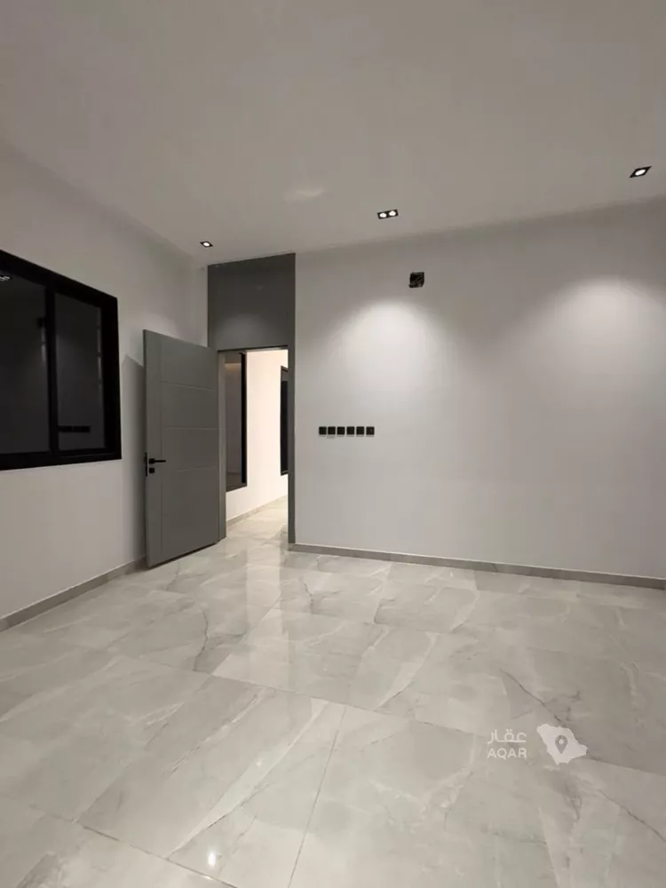Floor for Sale in Riyadh Ishbiliyah 10