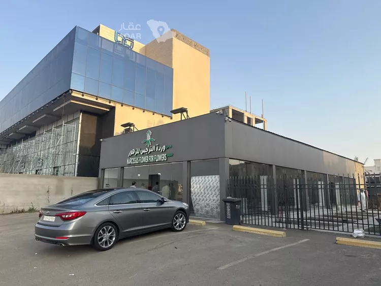 Shop for Rent in Jeddah Al Sawari