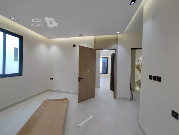 دور للبيع في شارع سلمان الراذاني, حي طويق, مدينة الرياض, منطقة الرياض صورة 3