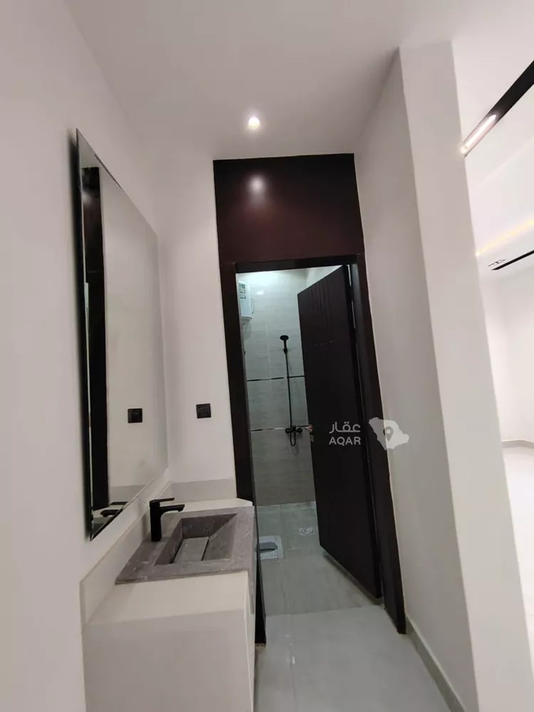 Floor for Sale in Riyadh Taiba 13