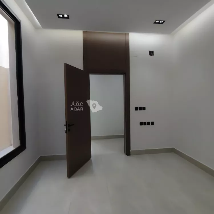 دور للبيع في شارع عيد بن حرب, حي طويق, مدينة الرياض, منطقة الرياض صورة 3