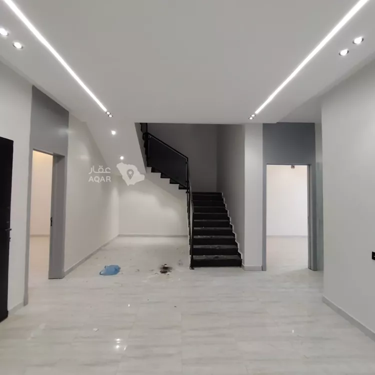 Villa for Sale in Riyadh Tuwaiq 15