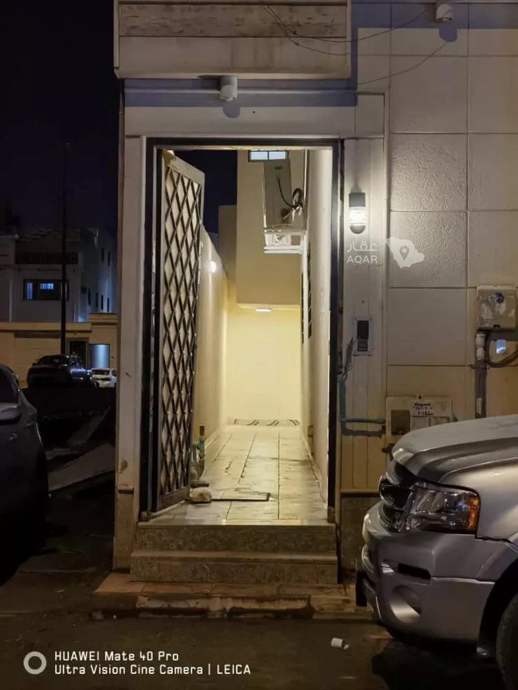 فيلا للبيع في شارع عبدالعزيز الأحيدب, حي الرمال, مدينة الرياض, منطقة الرياض 10