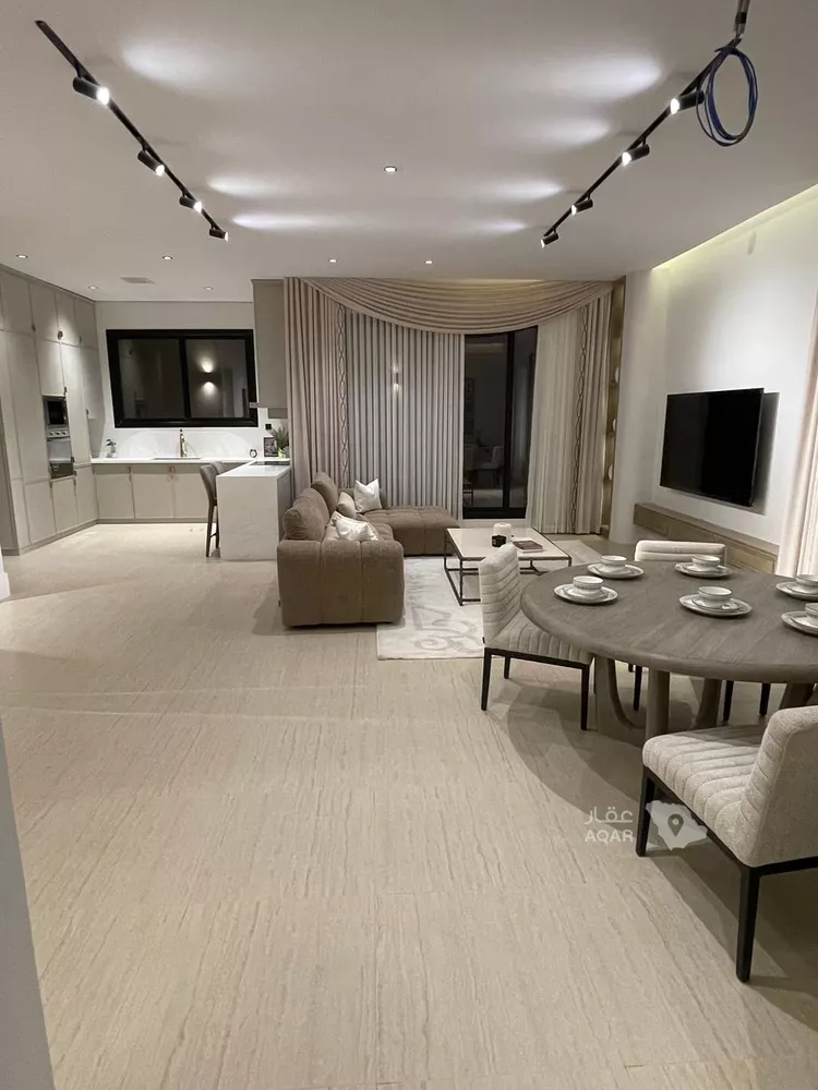 فيلا للبيع في شارع طريق النهضه مع صلاح الدين, حي الصفاء, مدينة الرياض, منطقة الرياض صورة 3