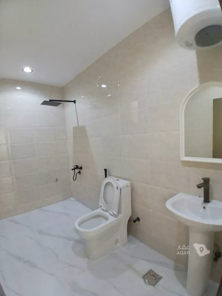 شقة للإيجار في شارع أبي طلحة الأنصاري, حي المصيف, مدينة الرياض, منطقة الرياض 15