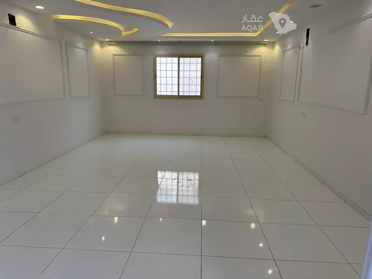 Villa for Rent in Al Muzahimiyah Tuwaiq 8