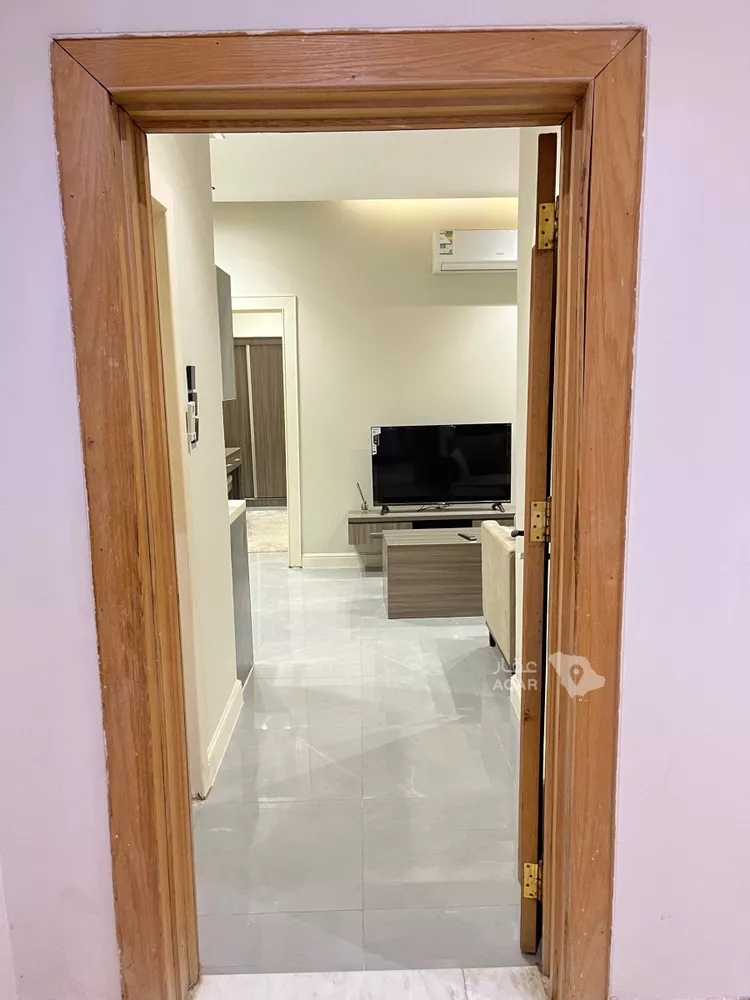 شقة للإيجار في شارع جرير بن عبدالله البجلي, حي مغرزات, مدينة الرياض, منطقة الرياض 4