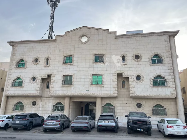 شقة للإيجار في شارع جرير بن عبدالله البجلي, حي مغرزات, مدينة الرياض, منطقة الرياض