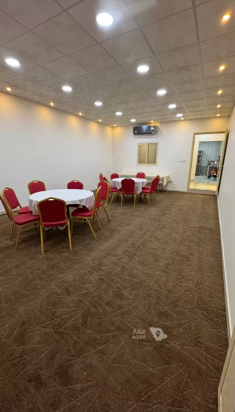 Rest House for Sale in Buraydah Khub Al Qasba 7