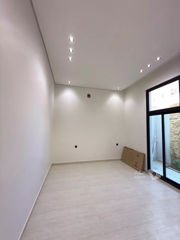 Villa for Sale in Riyadh Al Uraija Al Wusta 3
