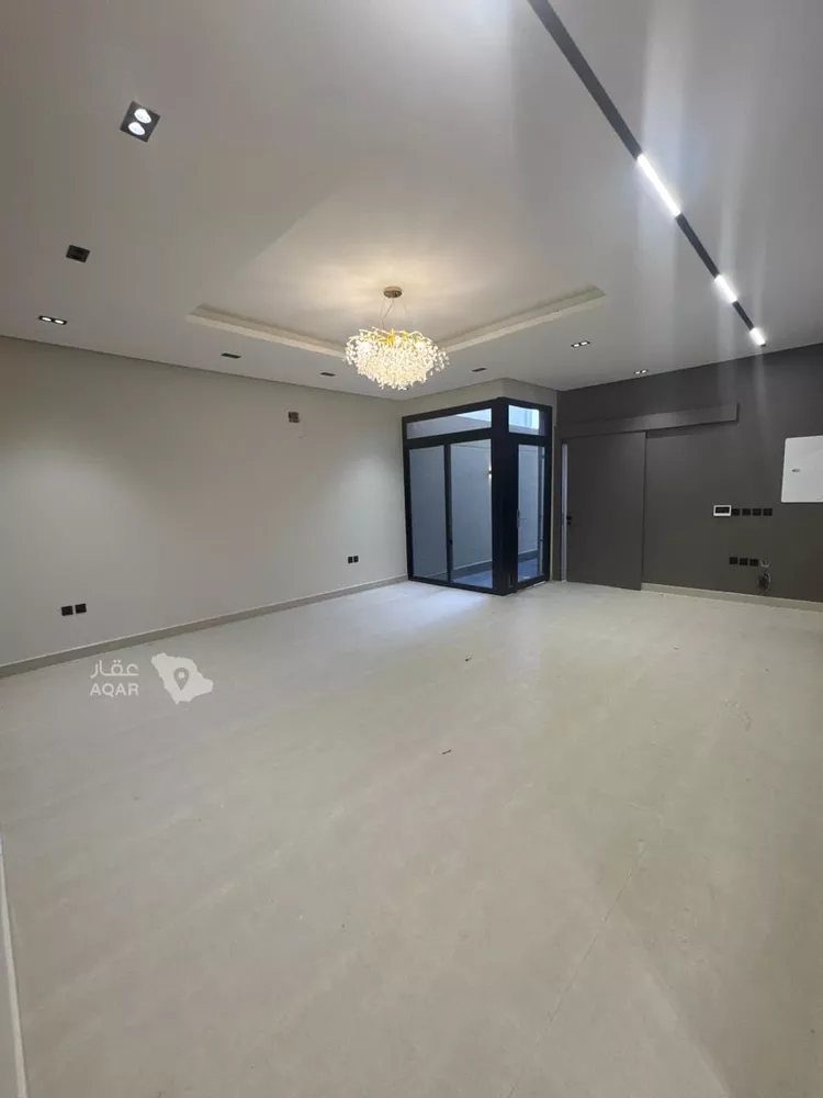 Floor for Sale in Riyadh Al Maizilah 6