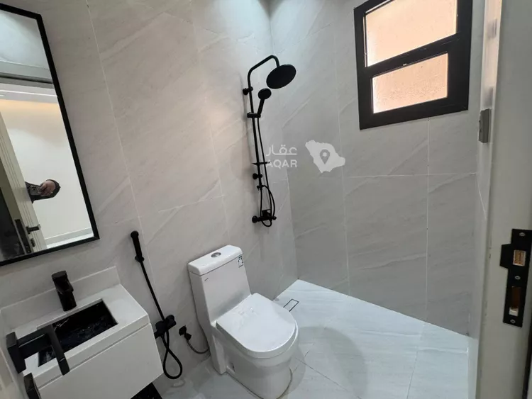 دور للبيع في شارع رقم 1, حي الندوة, مدينة الرياض, منطقة الرياض صورة 2