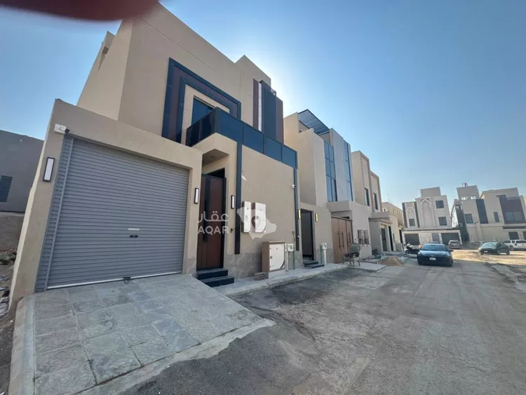 دور للبيع في شارع الجنادريه, حي الجنادرية, مدينة الرياض, منطقة الرياض 2