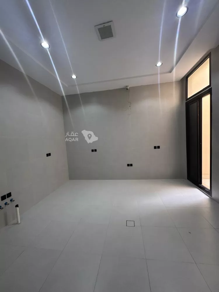 فيلا للبيع في شارع عوف بن عامر, حي الأندلس, مدينة الرياض, منطقة الرياض صورة 3