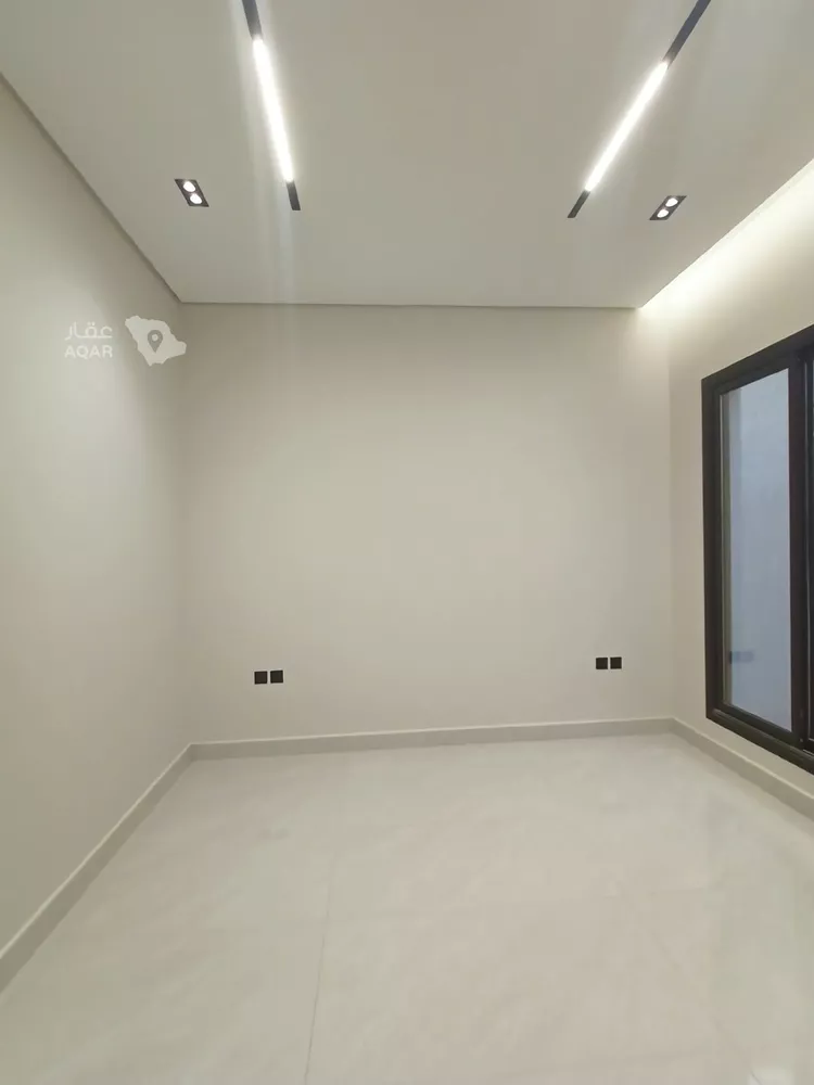 فيلا للبيع في شارع السلطان قابوس, حي المعيزيلة, مدينة الرياض, منطقة الرياض 16