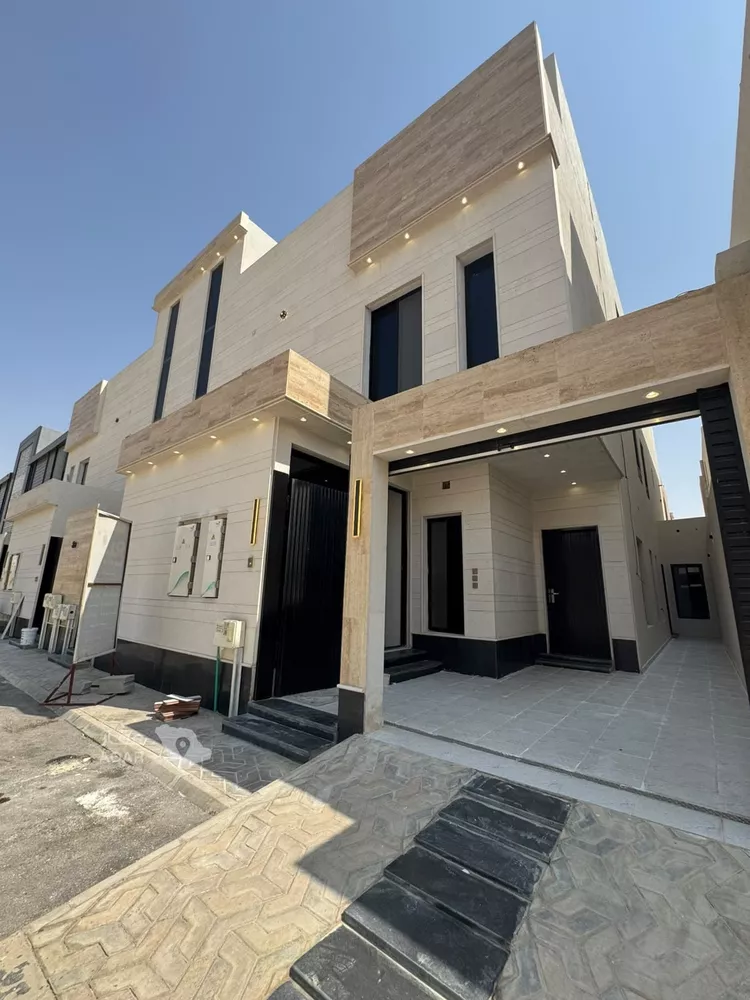 Floor for Sale in Riyadh Al Janadriyah