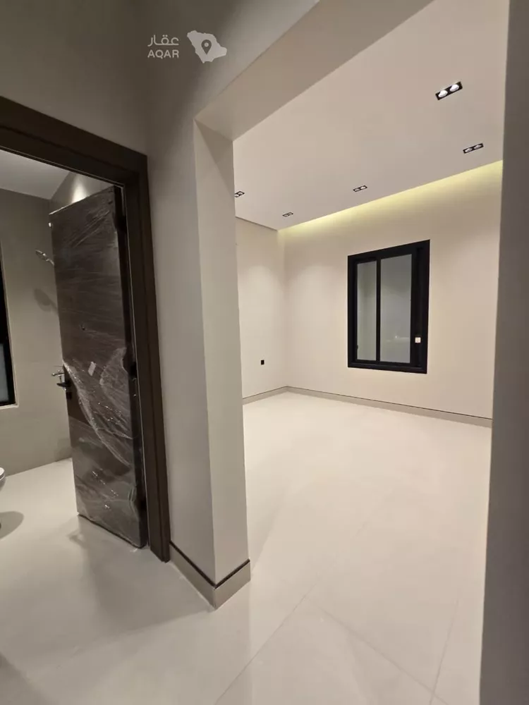 فيلا للبيع في شارع خليج تونس, حي المعيزيلة, مدينة الرياض, منطقة الرياض 4