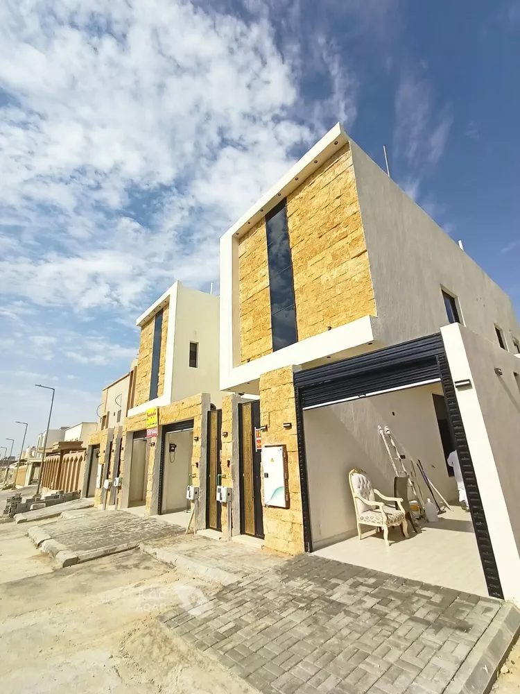 فيلا للبيع في شارع الاحيمر الطائي, حي العريجاء الغربي, مدينة الرياض, منطقة الرياض 2
