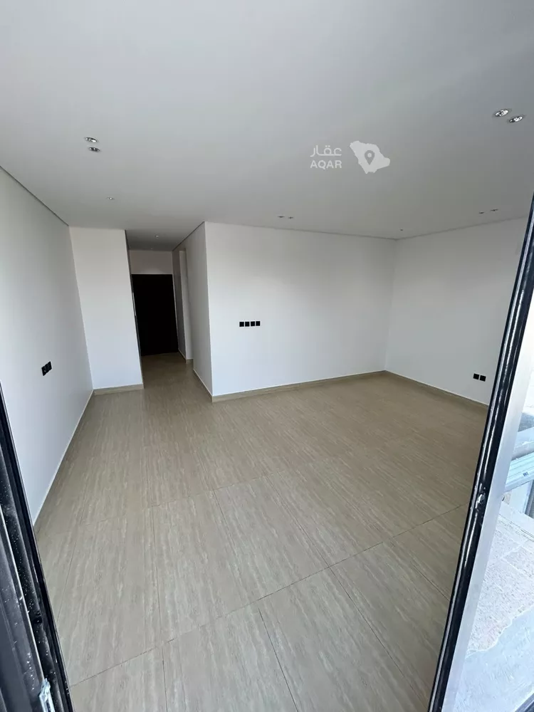 Villa for Sale in Riyadh An Nadhim 11