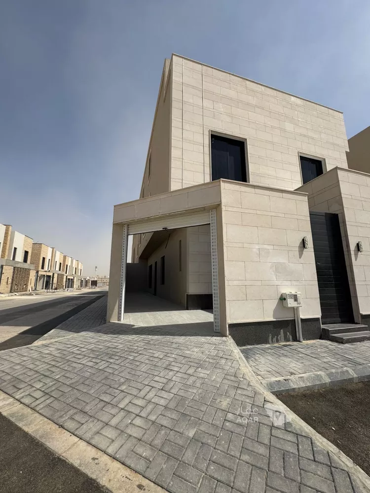 فيلا للبيع في شارع ابي الحسن, حي الرمال, مدينة الرياض, منطقة الرياض صورة 2