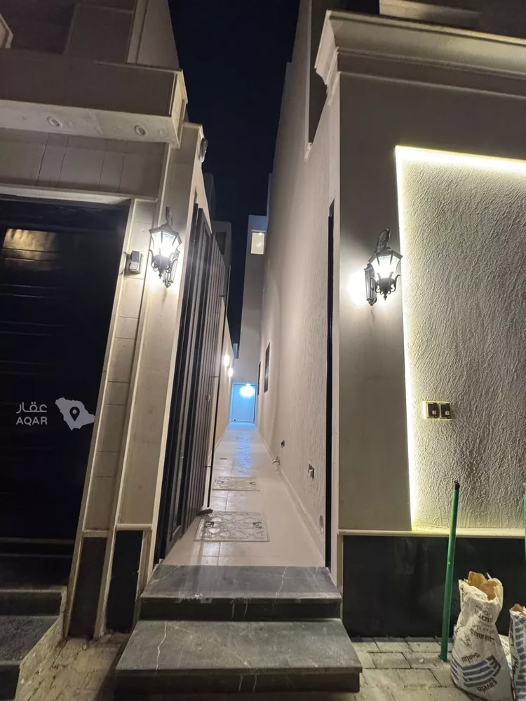 فيلا للبيع في شارع عمر بن مسعود, حي الرمال, مدينة الرياض, منطقة الرياض 2