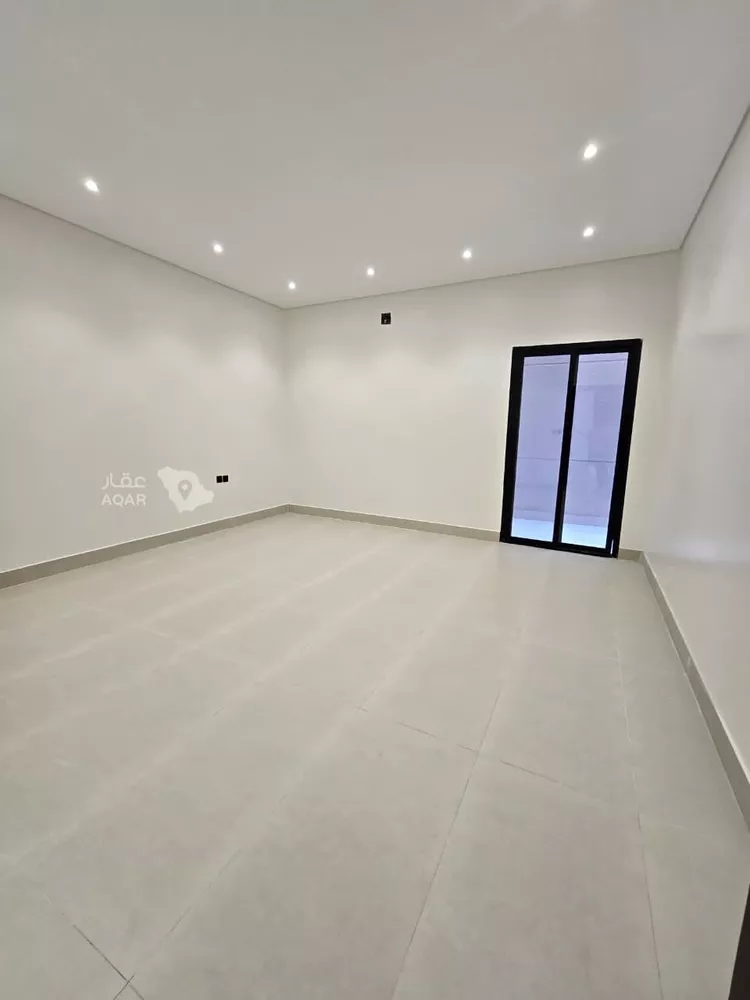 فيلا للبيع في شارع طبرجل, حي اليرموك, مدينة الرياض, منطقة الرياض 15