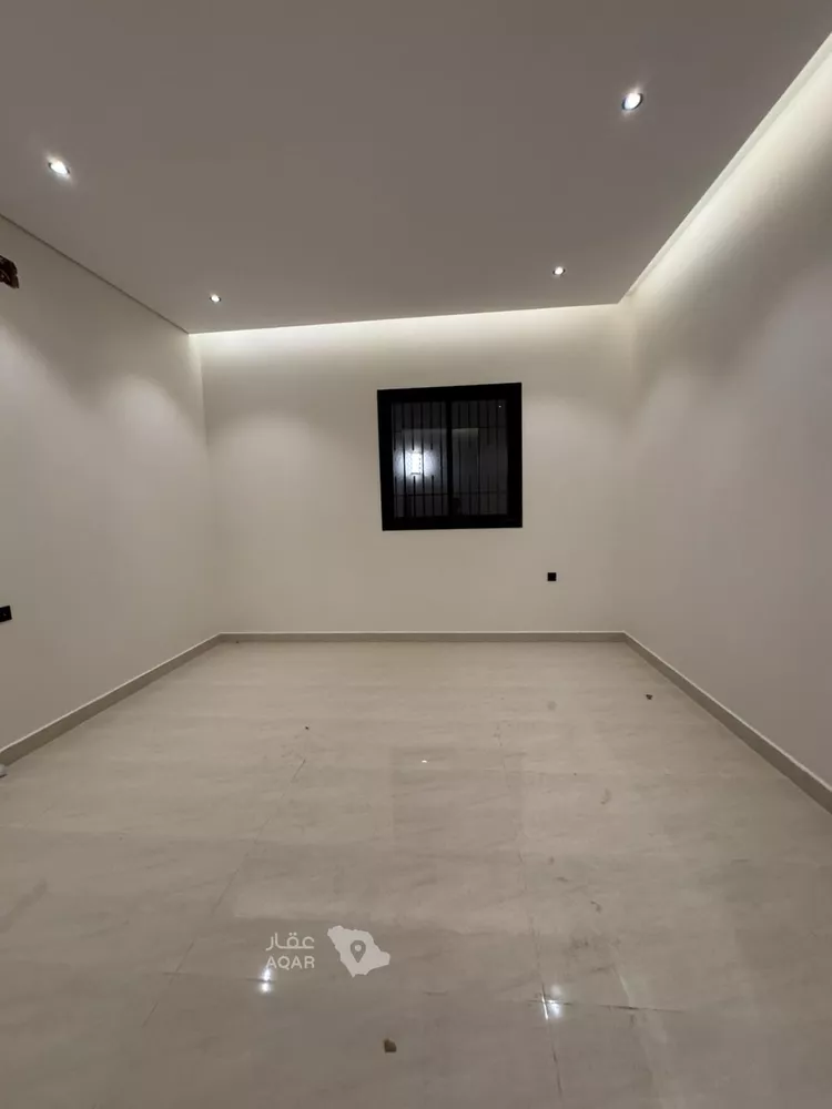 فيلا للبيع في شارع عمر بن مسعود, حي الرمال, مدينة الرياض, منطقة الرياض 8