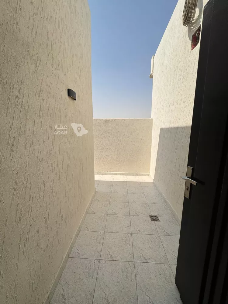 دور للبيع في شارع الراية, حي الندوة, مدينة الرياض, منطقة الرياض 12