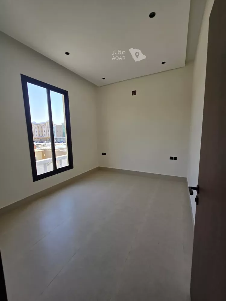 Villa for Sale in Riyadh Al Khaleej 7