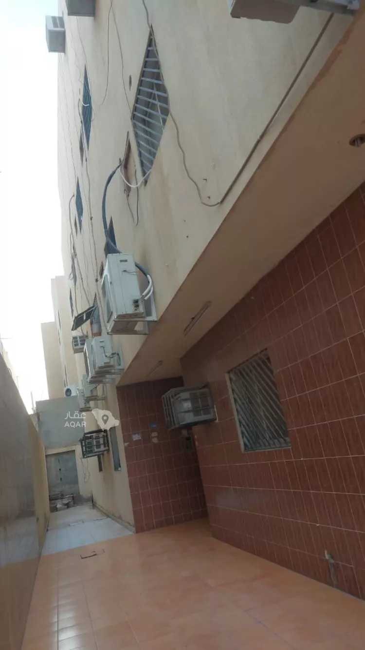 عمارة للبيع في شارع الديار, حي العزيزية, مدينة الرياض, منطقة الرياض 4