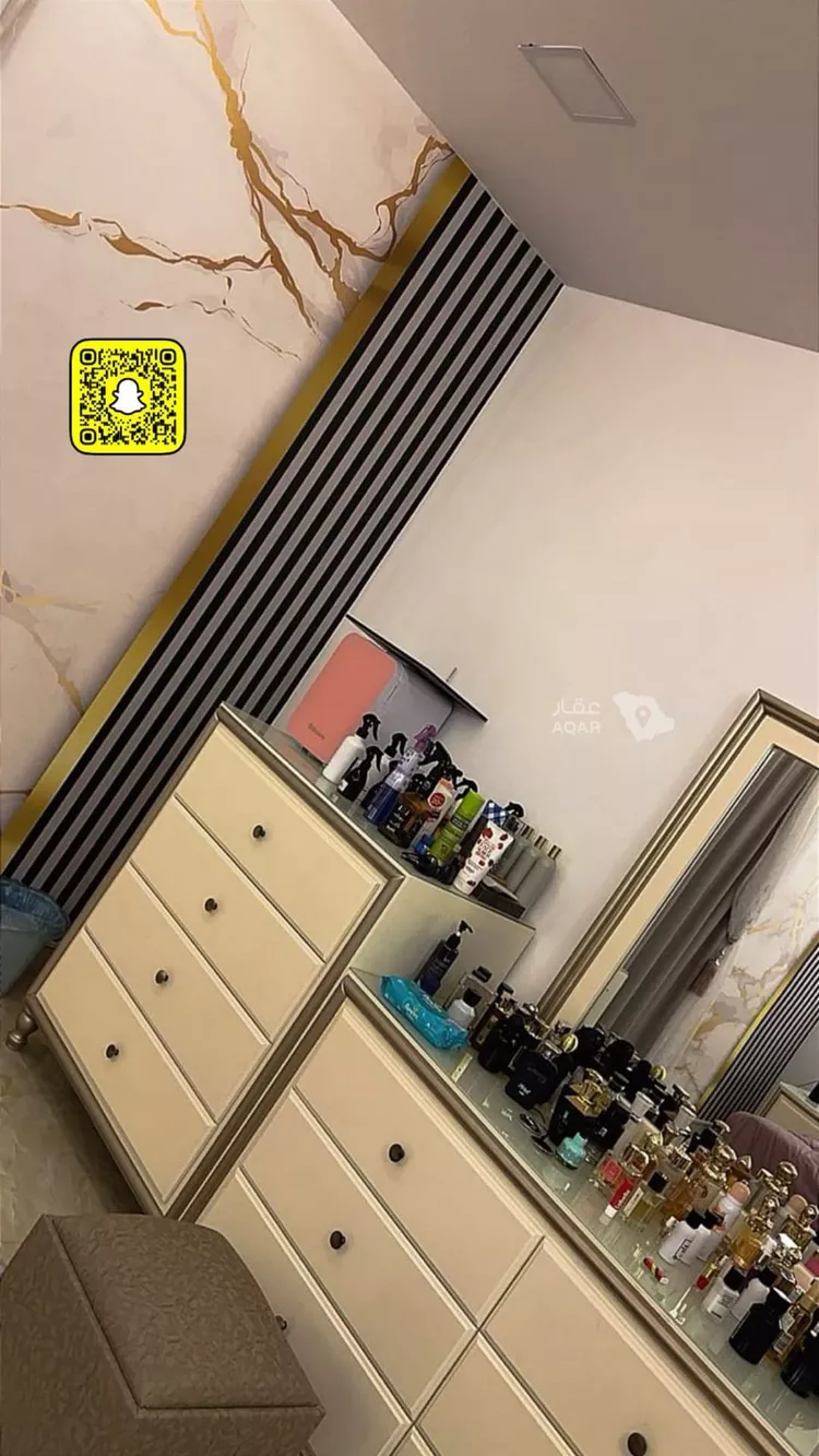 شقة للبيع في شارع جابر بن سفيان الأنصاري, حي المنار, مدينة عنيزة, منطقة القصيم