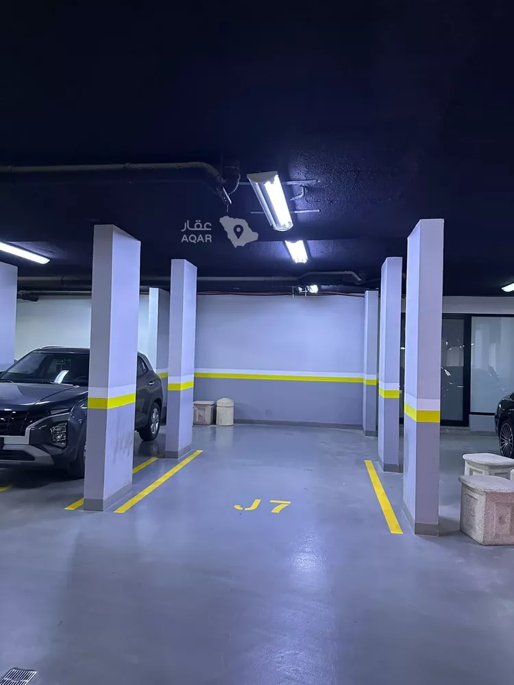 Apartment for Rent in Riyadh Al Malqa 13