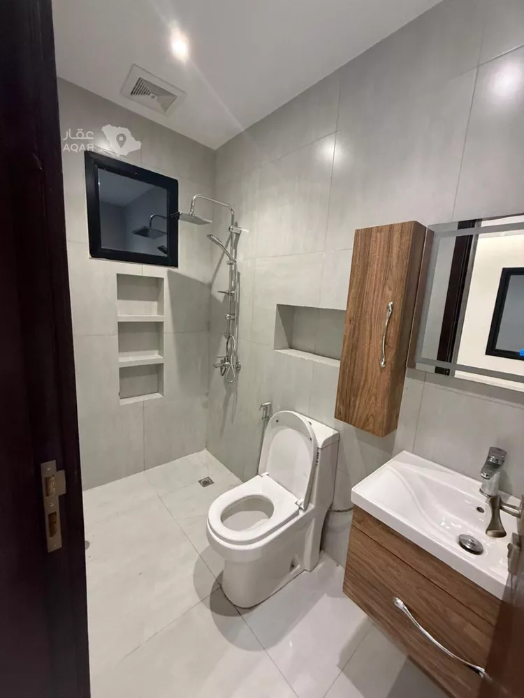 Apartment for Rent in Jeddah Al Faisaliah 9