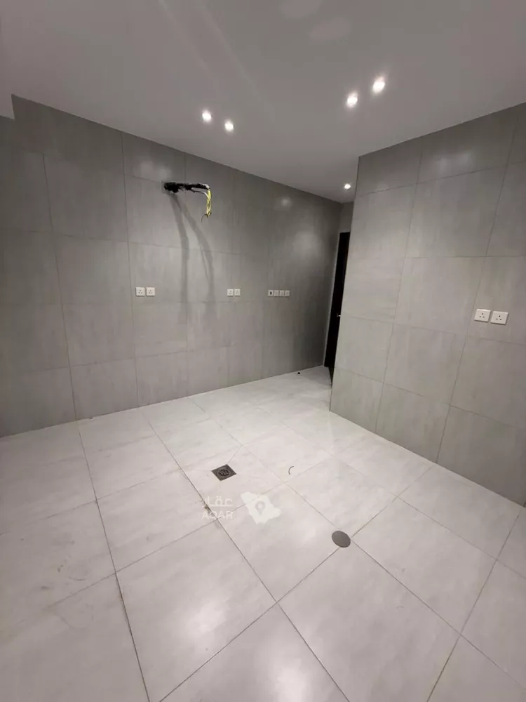 Apartment for Rent in Jeddah Al Faisaliah 4