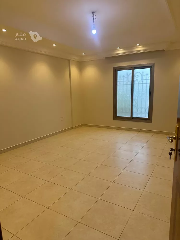 شقة للإيجار في شارع وادي حائل, حي العزيزية, مدينة جدة, منطقة مكة المكرمة 3