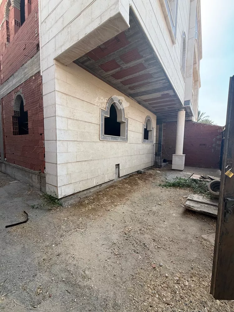 فيلا للبيع في شارع اسحاق قاريء, حي النعيم, مدينة جدة, منطقة مكة المكرمة 2