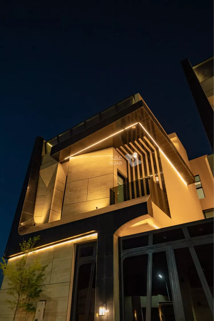 Villa for Sale in Riyadh Al Mahdiyah 2