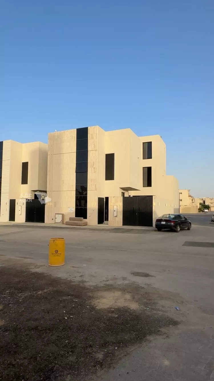 Villa for Sale in Riyadh Al Mahdiyah
