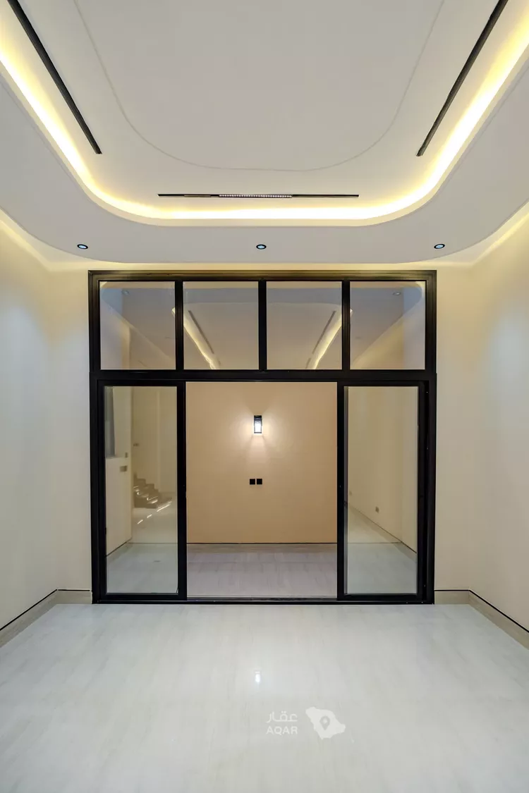 Villa for Sale in Riyadh Al Mahdiyah 17