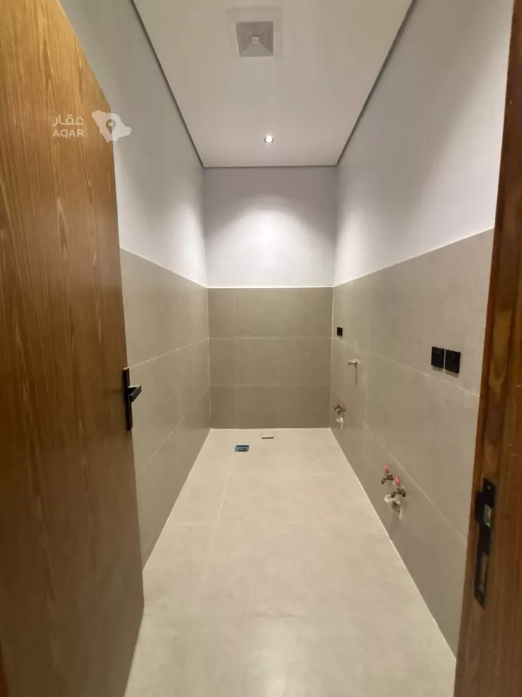 Villa for Sale in Riyadh Al Mahdiyah 10