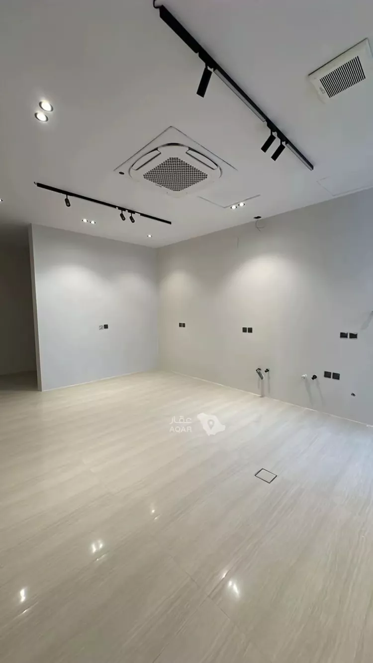 Villa for Sale in Riyadh Al Mahdiyah 9