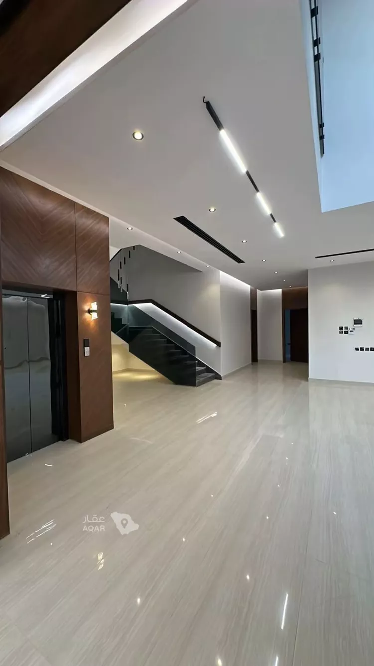 Villa for Sale in Riyadh Al Mahdiyah 16