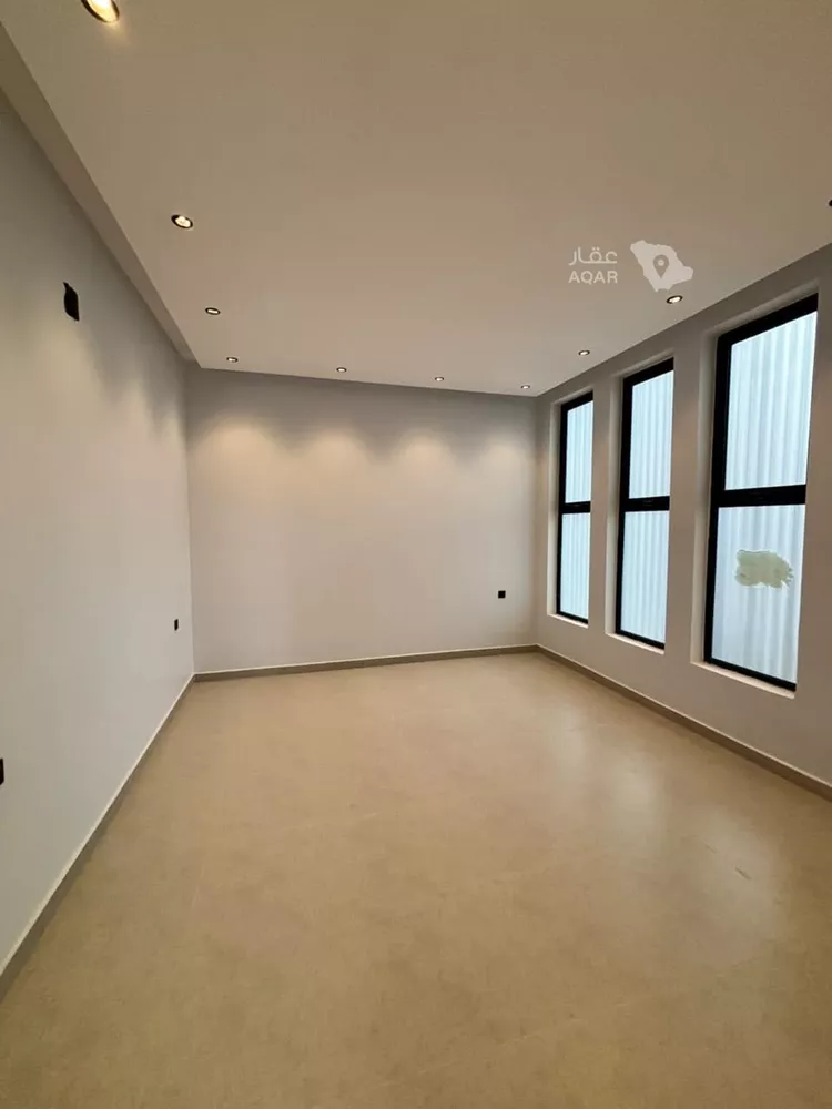 Villa for Sale in Riyadh Al Mahdiyah 3