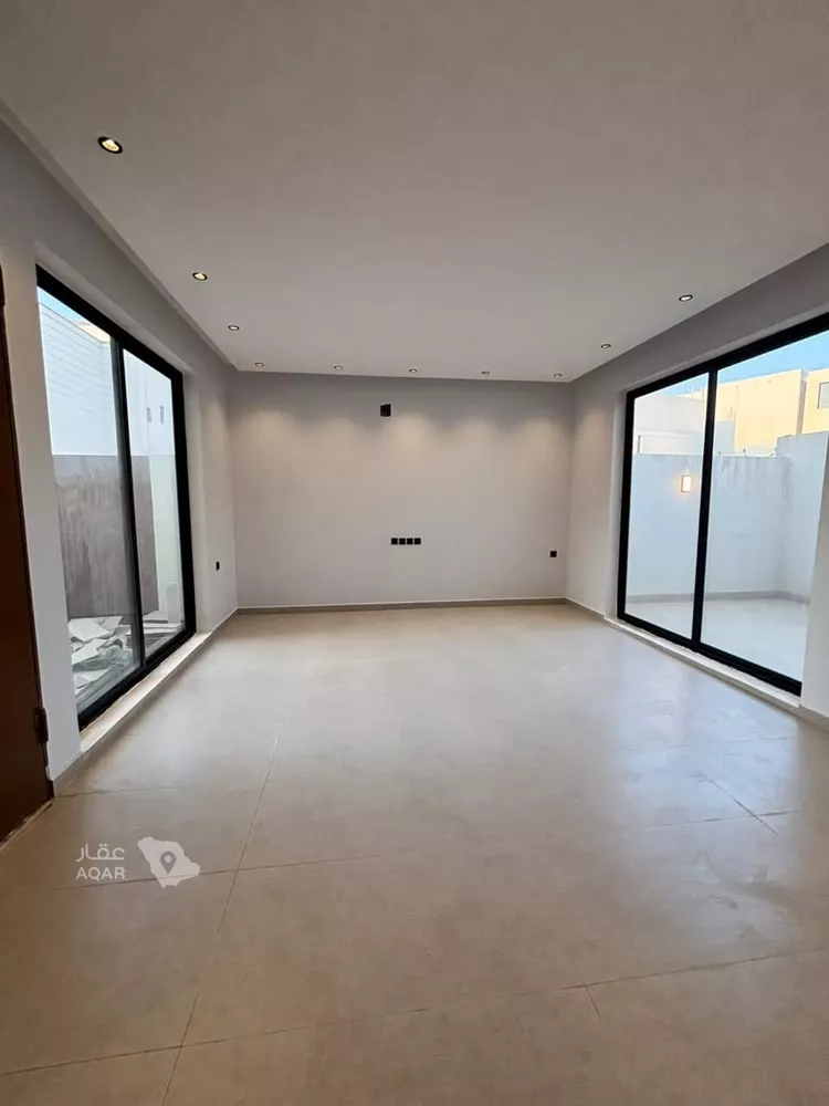 Villa for Sale in Riyadh Al Mahdiyah 6