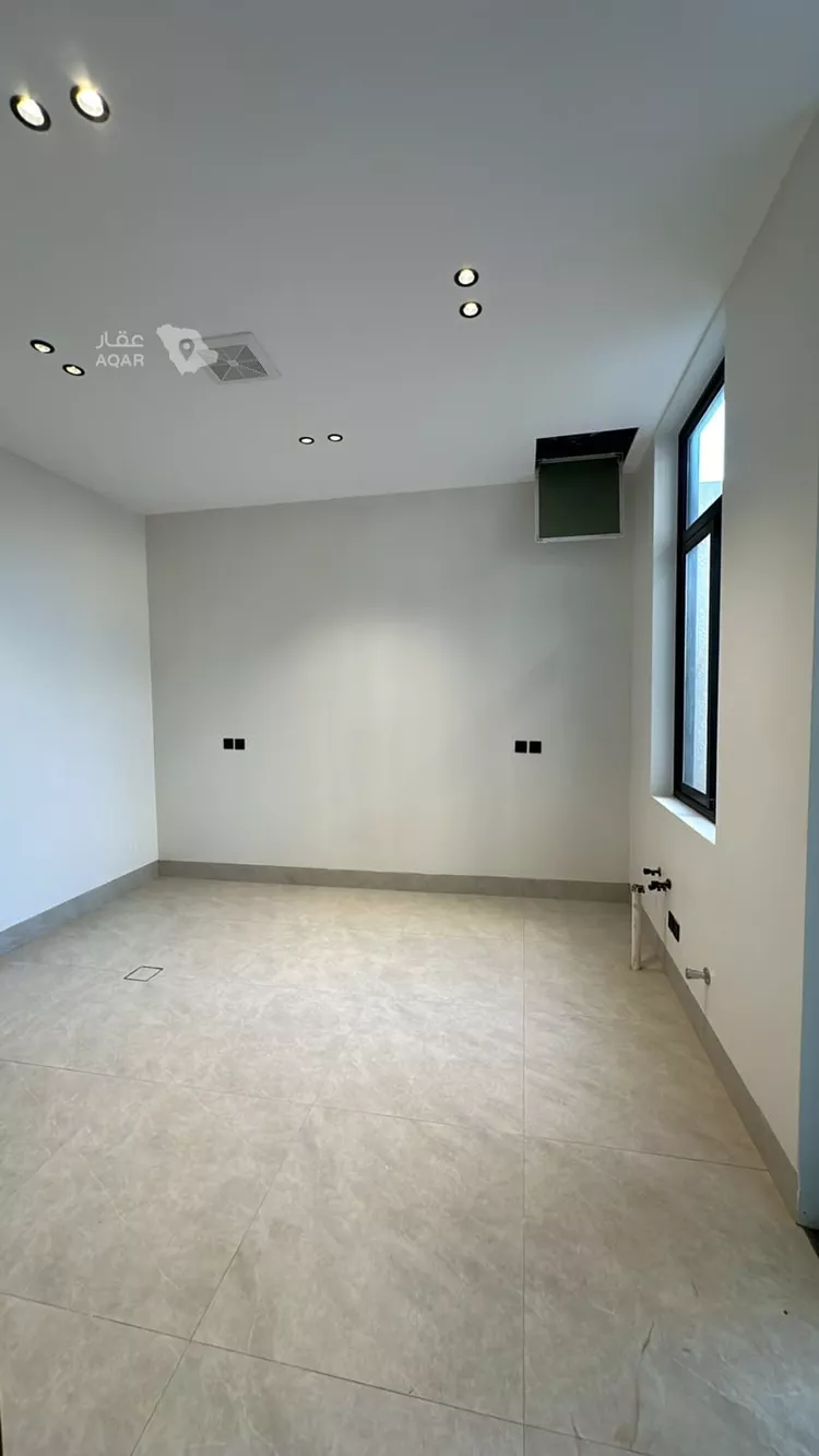 Villa for Sale in Riyadh Al Mahdiyah 8